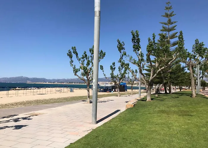 Llobregat Apartment *